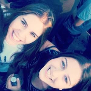 Meet your Posher, Ela